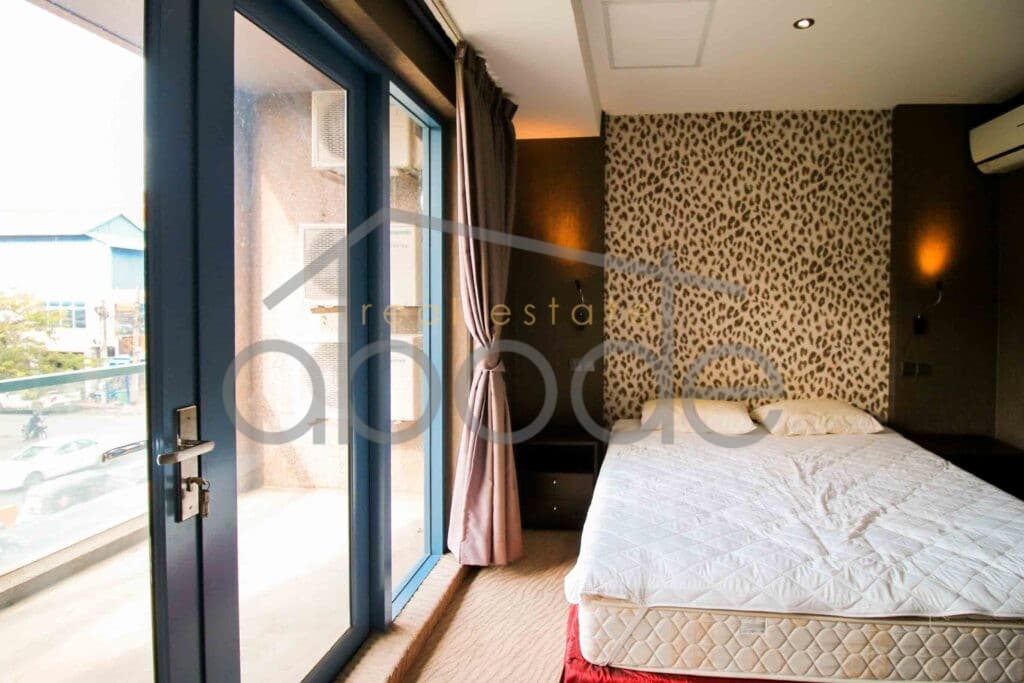 Residential commercial building for sale central Phnom Penh