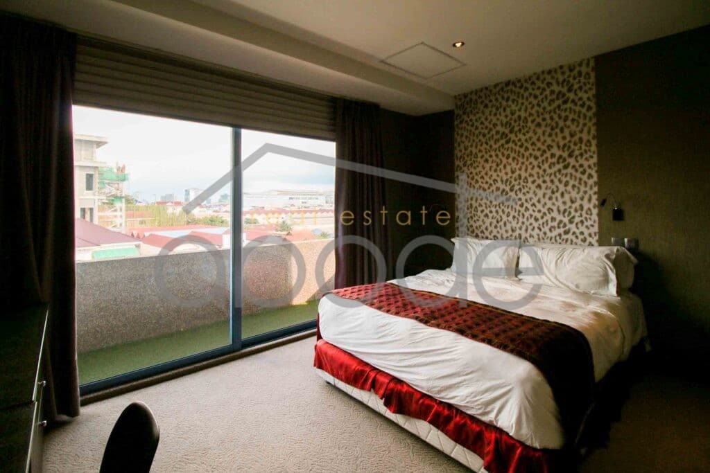 Residential commercial building for sale central Phnom Penh