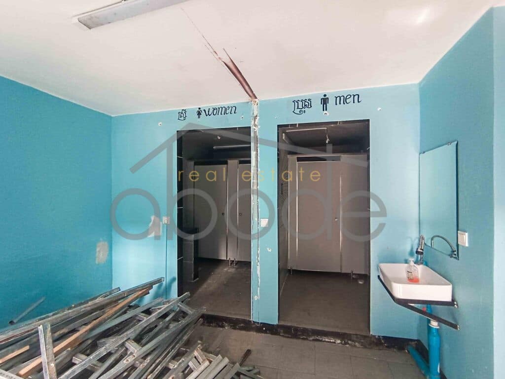 Villa commercial building for rent Boeung Prolit