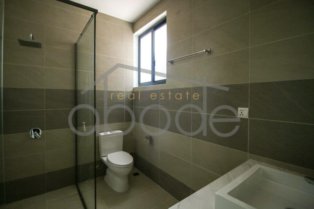 1 bedroom apartment for rent Chaktomukh BKK 1