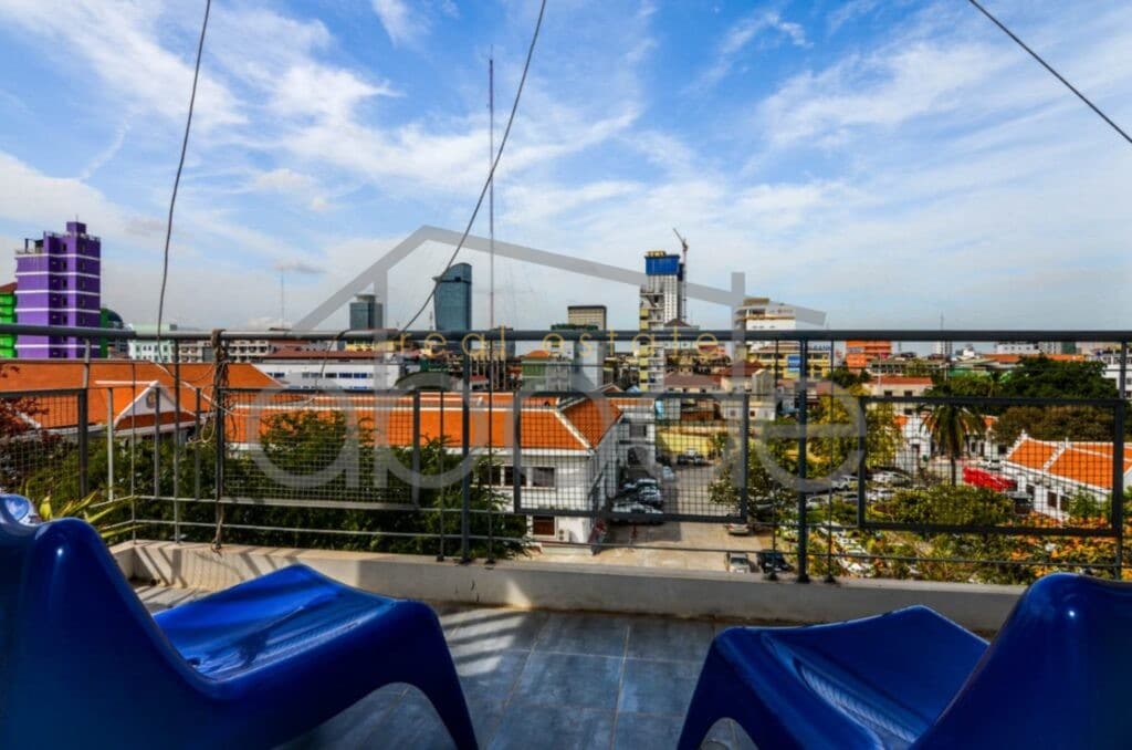 3 bedroom apartment for rent central market