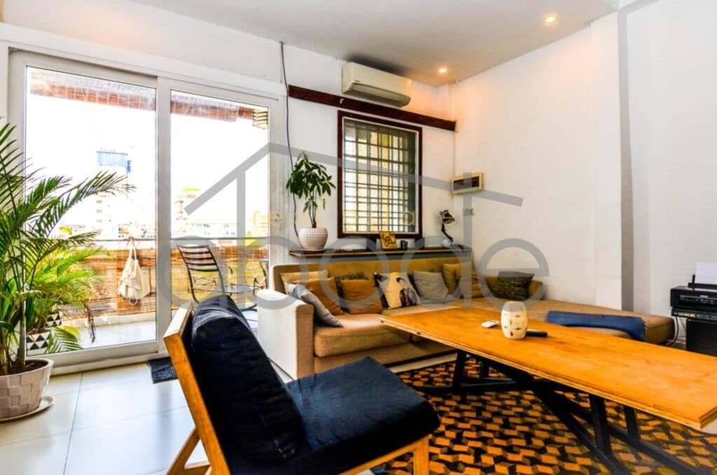 3 bedroom apartment for rent central market