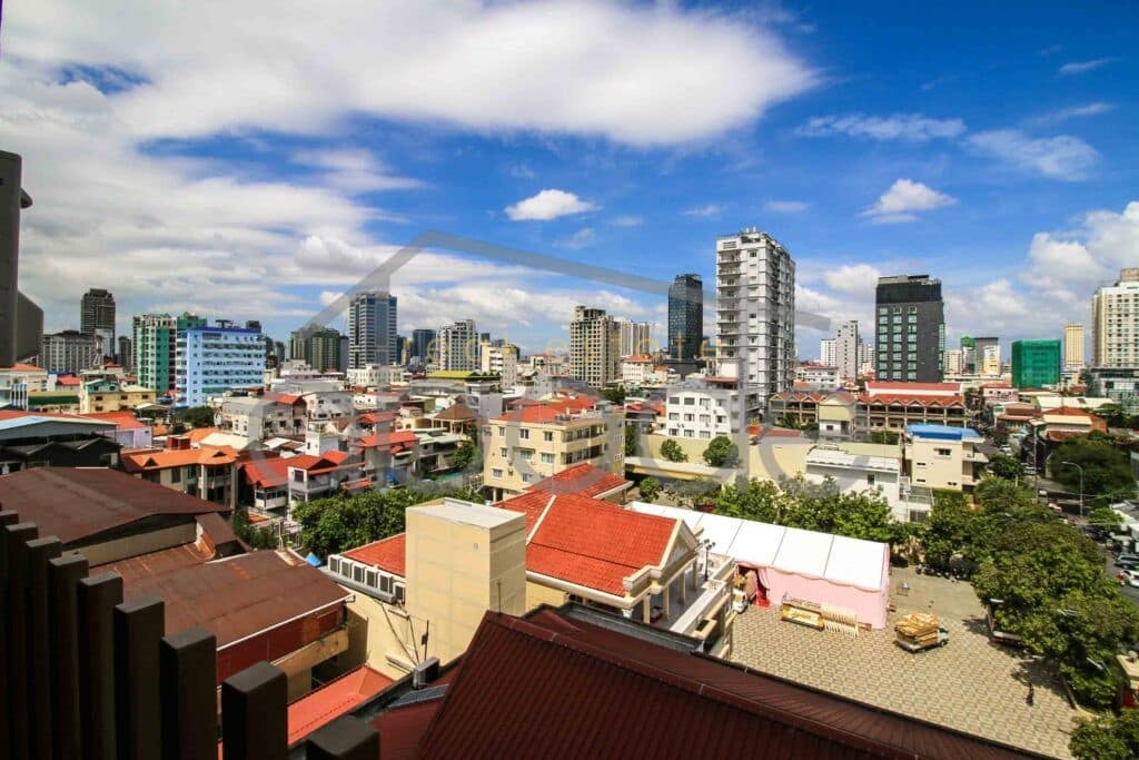 2 bedroom apartment for rent Chaktomukh BKK 1