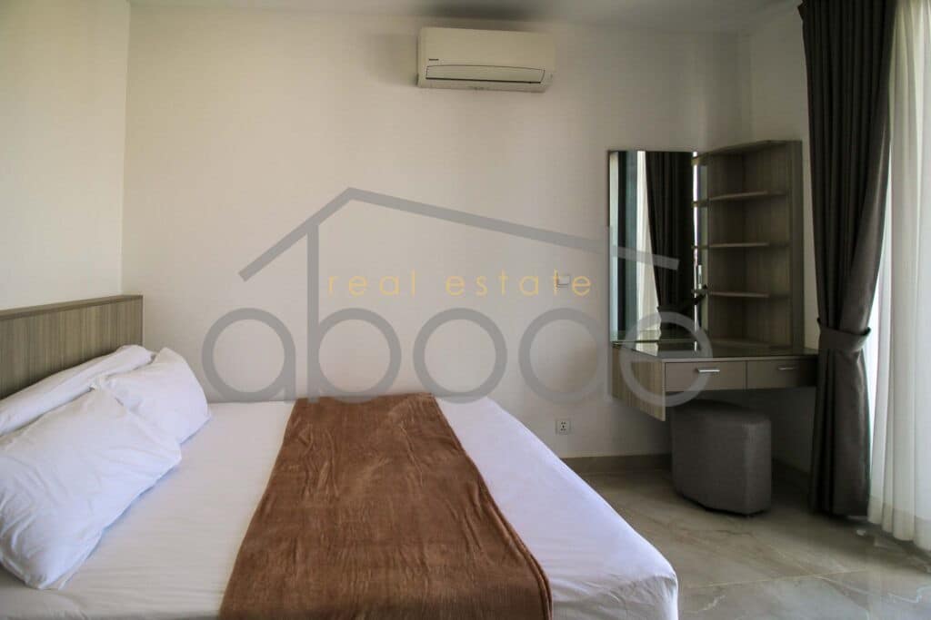 2 bedroom apartment for rent Chaktomukh BKK 1