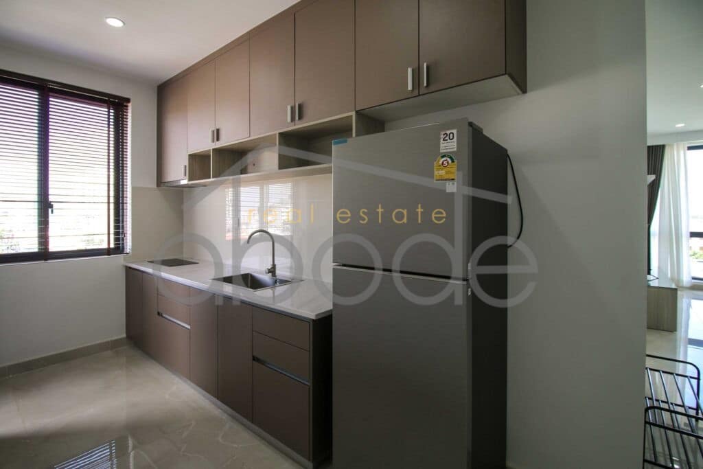 2 bedroom apartment for rent Chaktomukh BKK 1