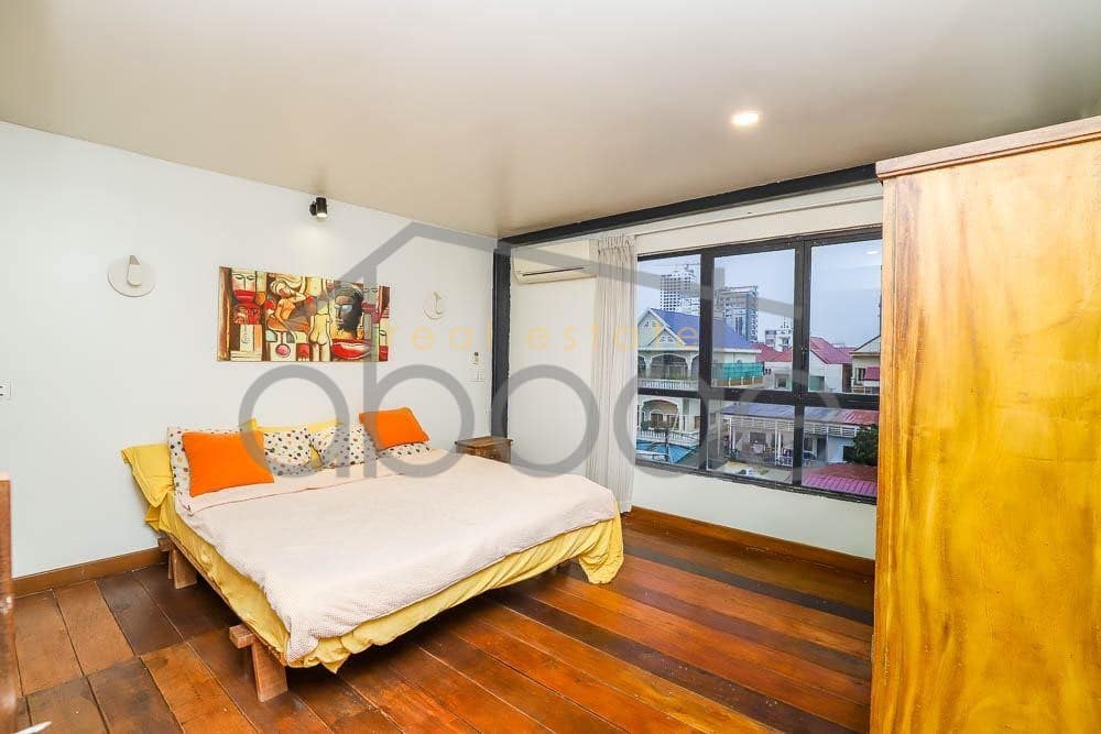 3 bedroom apartment BKK 3 for rent Phnom Penh
