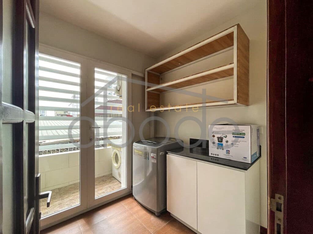 3 bedroom apartment for rent Boeung Tumpun Russian Hospital