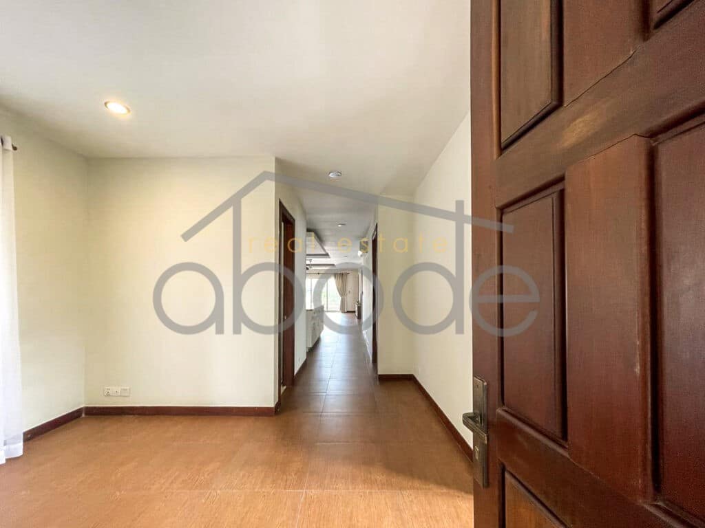 3 bedroom apartment for rent Boeung Tumpun Russian Hospital