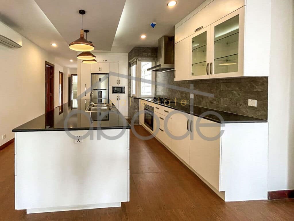 3 bedroom apartment for rent Boeung Tumpun Russian Hospital