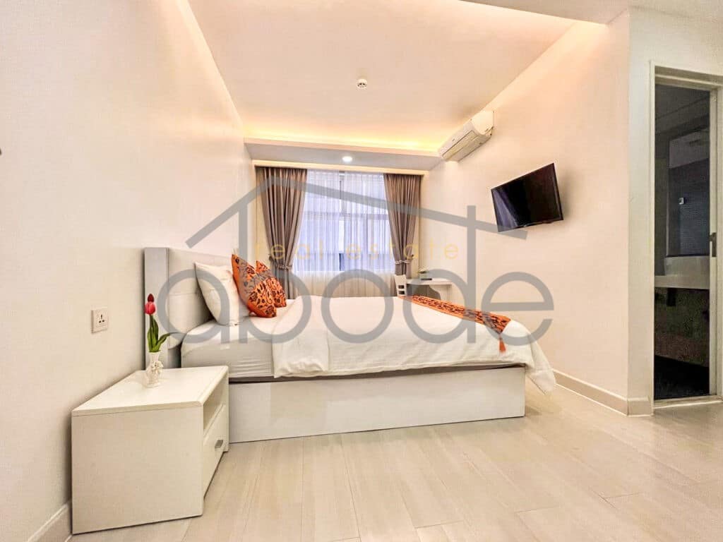 3 bedroom apartment for rent near BKK 1