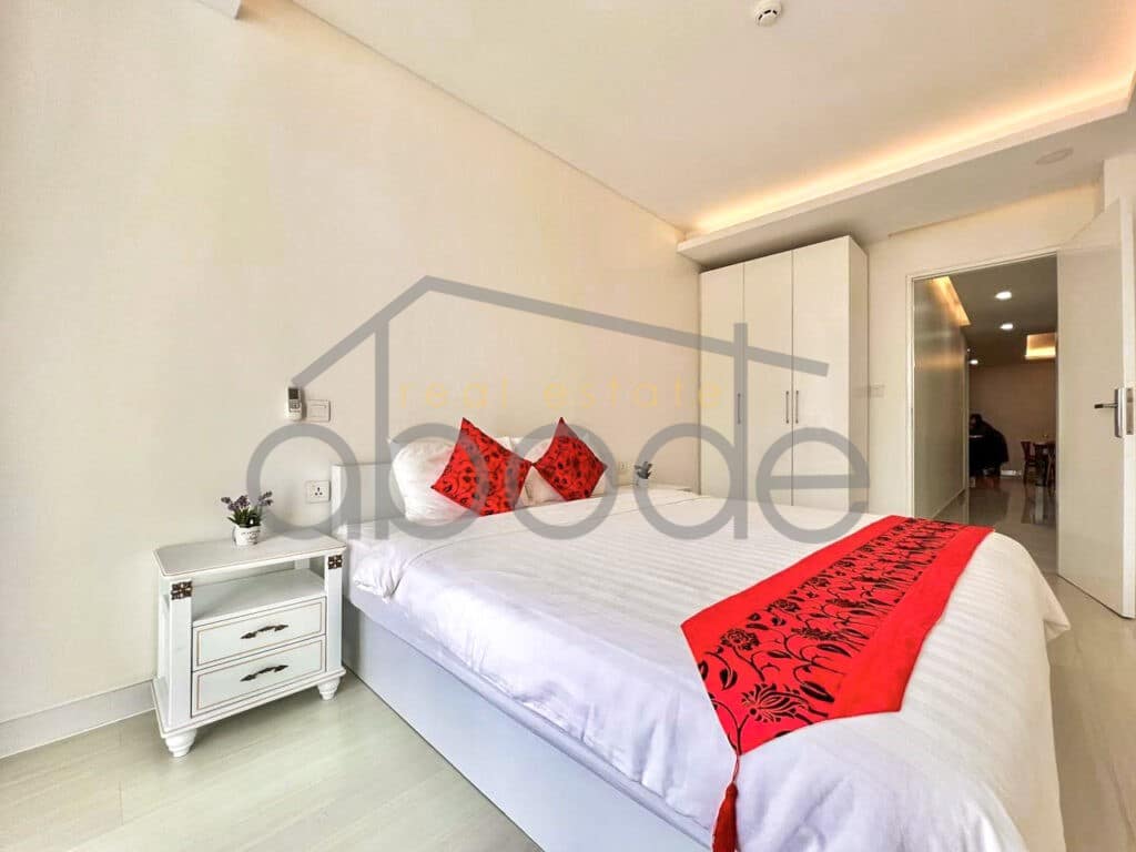 3 bedroom apartment for rent near BKK 1