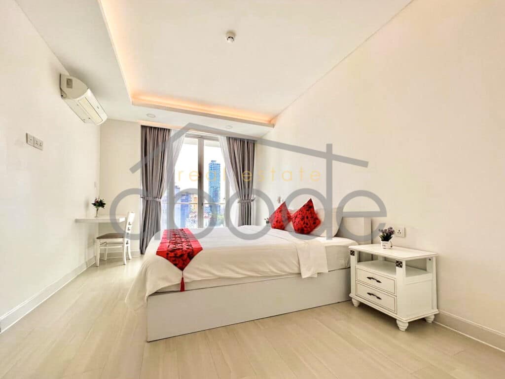 3 bedroom apartment for rent near BKK 1