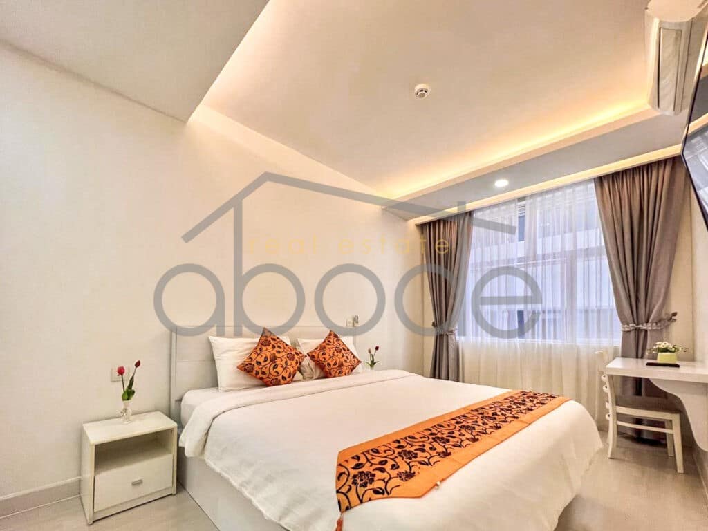 3 bedroom apartment for rent near BKK 1