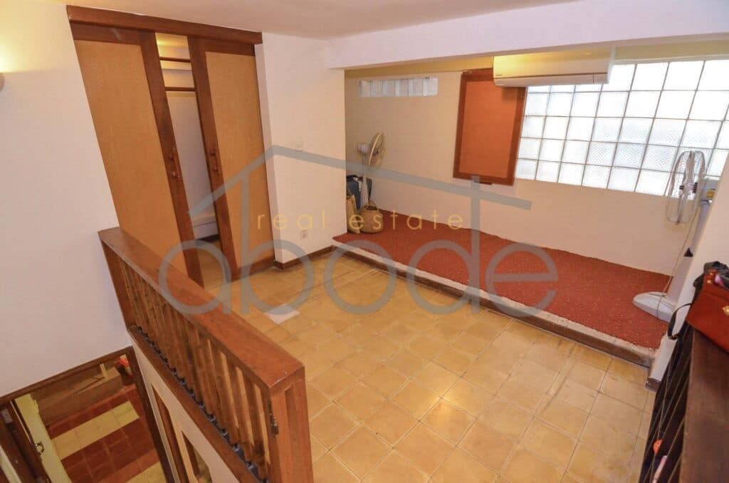 3 bedroom colonial style apartment for rent Royal Palace