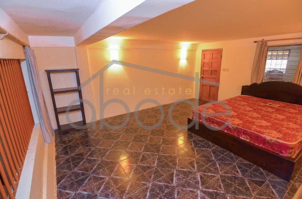 3 bedroom colonial style apartment for rent Royal Palace