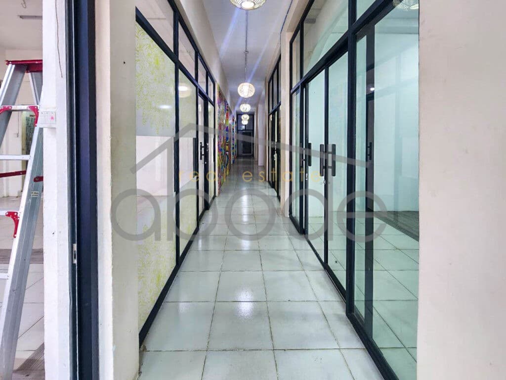 8 bedroom villa for rent Tonle Bassac near BKK 1