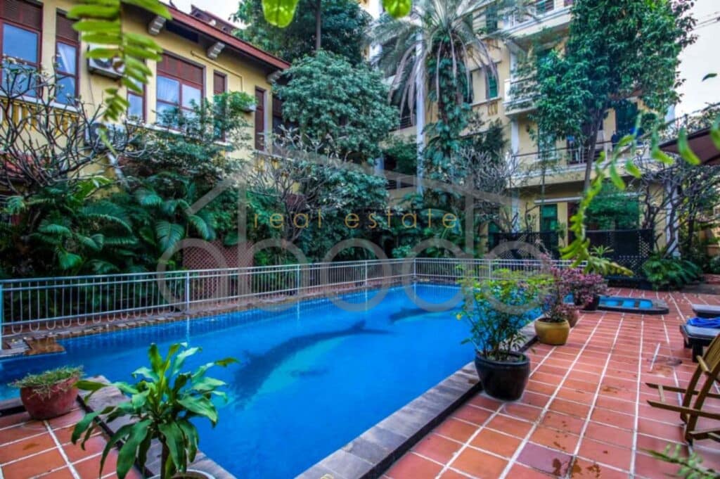 Ground floor 3 bedroom apartment for rent Wat Phnom