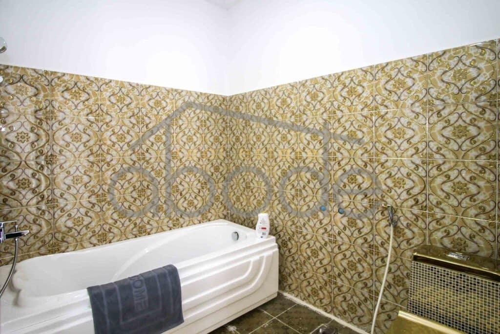 Large villa for sale Porsenchey Phnom Penh Airport