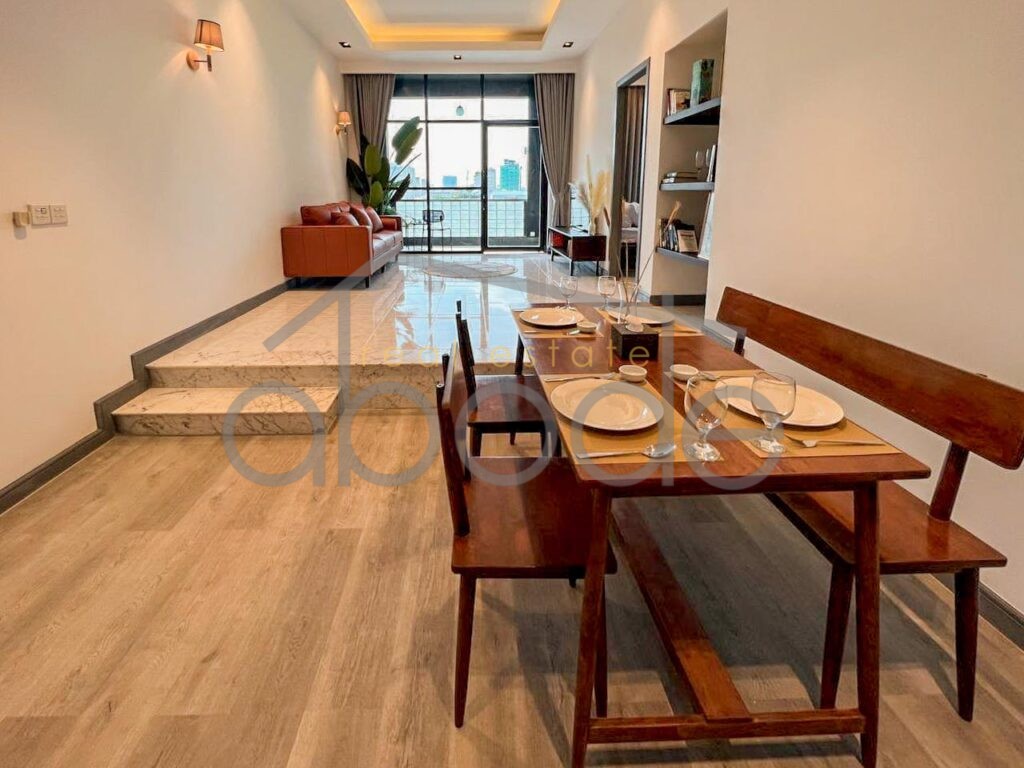Luxury 2 bedroom apartment for rent BKK 1