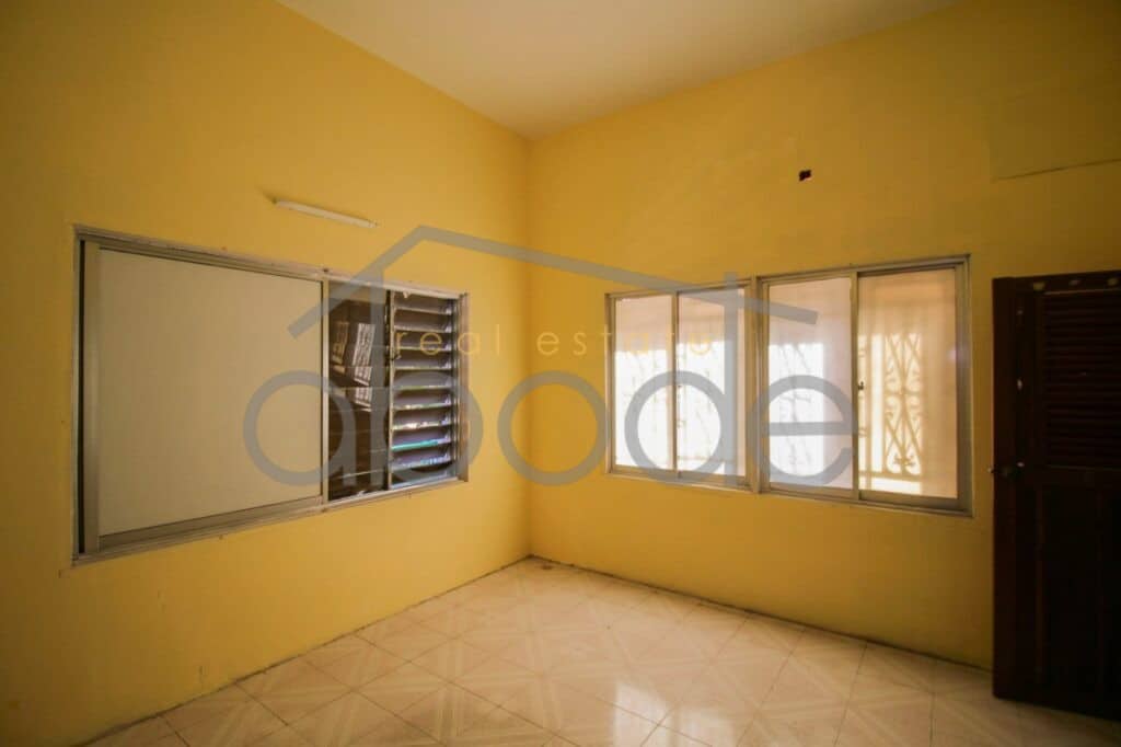 villa for rent russian market