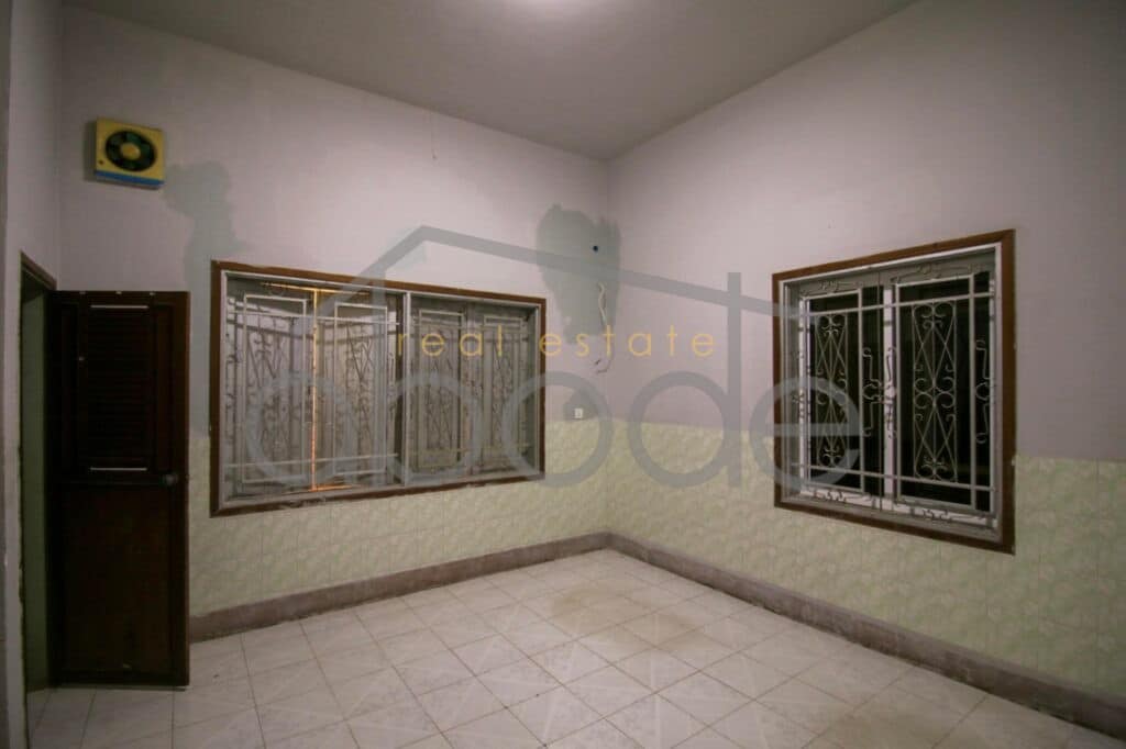 villa for rent russian market