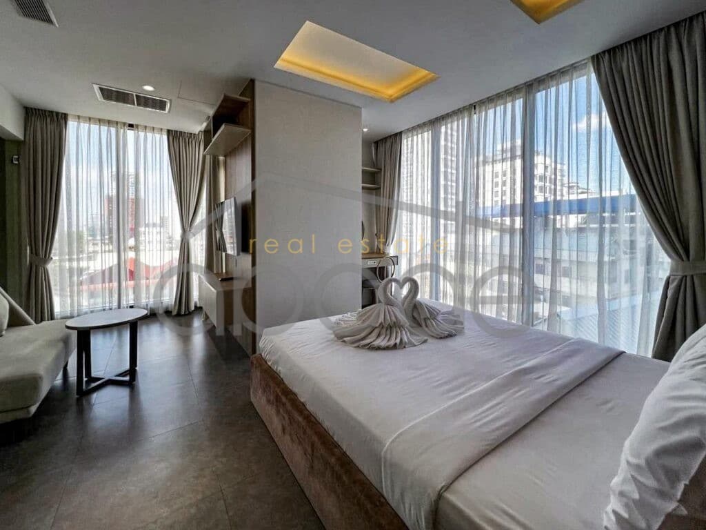 1 bedroom luxury apartment for rent AEON Mall Tonle Bassac central Phnom Penh
