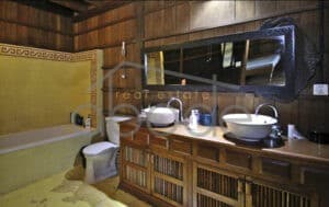 2 bedroom traditional villa for rent Chroy Changvar