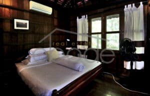 2 bedroom traditional villa for rent Chroy Changvar