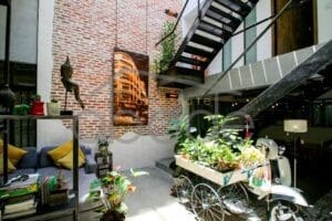 Stunning inner city loft apartment villa for rent central Phnom Penh