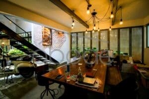Stunning inner city loft apartment villa for rent central Phnom Penh