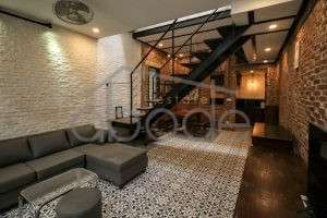 2 bedroom colonial apartment for sale Daun Penh