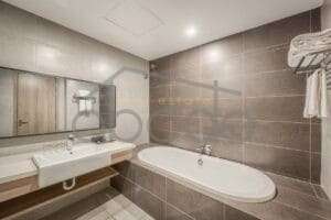 BKK1.AL2 Luxury 2 bedroom apartment for rent central Phnom Penh
