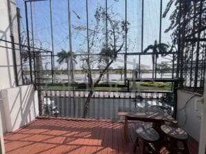 1 bedroom riverside apartment for rent central Phnom Penh