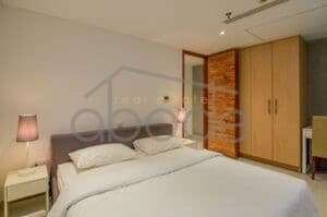 2 bedroom apartment for rent Residence 240 Royal Palace