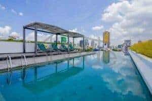 2 bedroom apartment for rent Residence 240 Royal Palace
