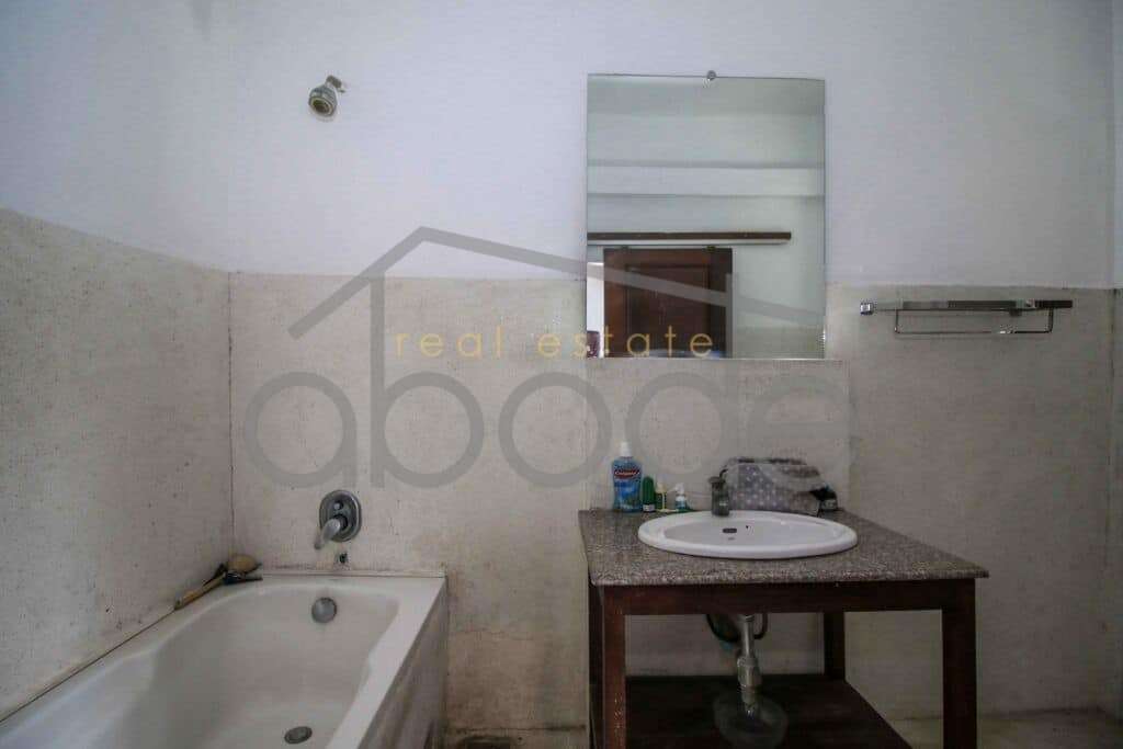 2 bedroom riverfront duplex apartment for rent