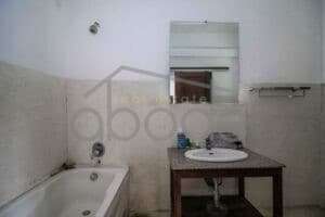 2 bedroom riverfront duplex apartment for rent
