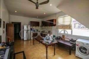 2 bedroom riverfront duplex apartment for rent