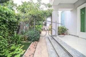 4 bedroom villa for rent Chroy Changvar