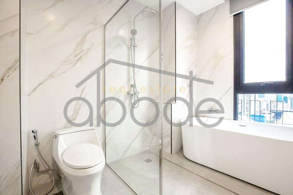 Penthouse apartment for rent BKK 1 Phnom Penh