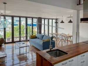 1 bedroom apartment for rent Daun Penh BKK 1