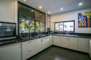 3 bedroom duplex apartment for rent BKK 1 Prampi Makara