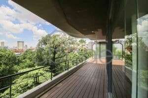 3 bedroom penthouse apartment for rent Wat Phnom Daun Penh