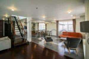 3 bedroom penthouse apartment for rent Wat Phnom Daun Penh