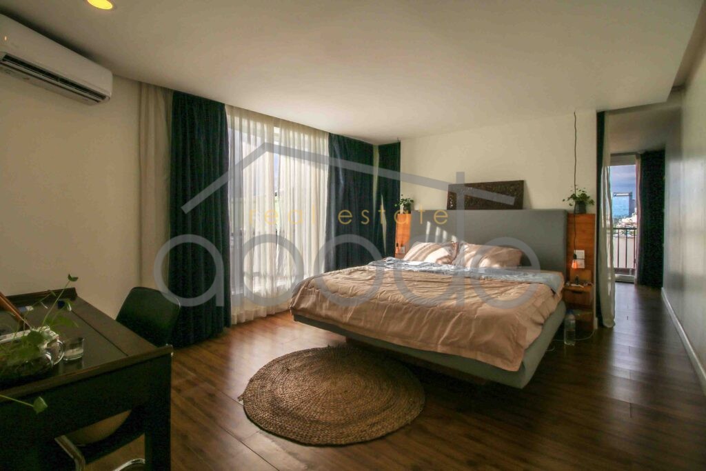 penthouse apartment for rent Chroy Changvar Phnom Penh