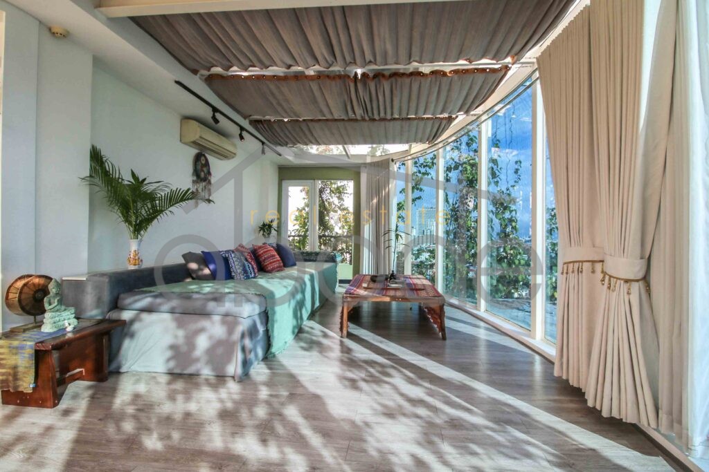 penthouse apartment for rent Chroy Changvar Phnom Penh