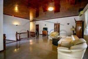 Tuol Kork villa swimming pool for rent