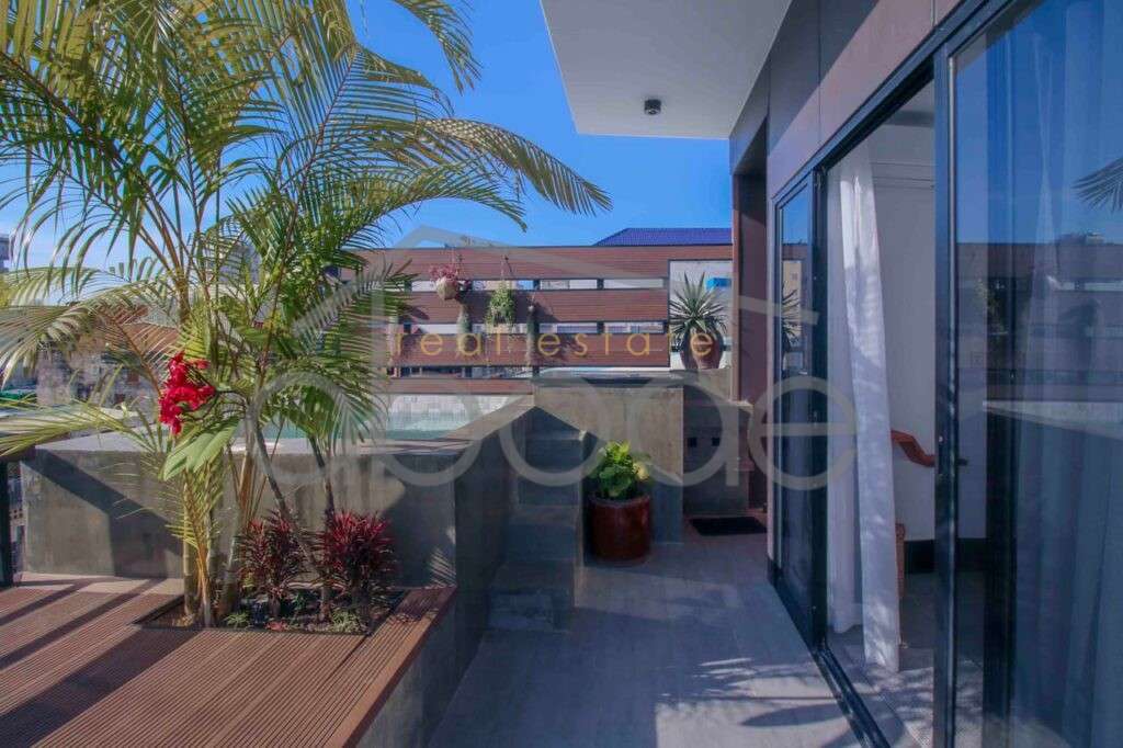 2 bedroom luxury apartment for rent Riverside Daun Penh