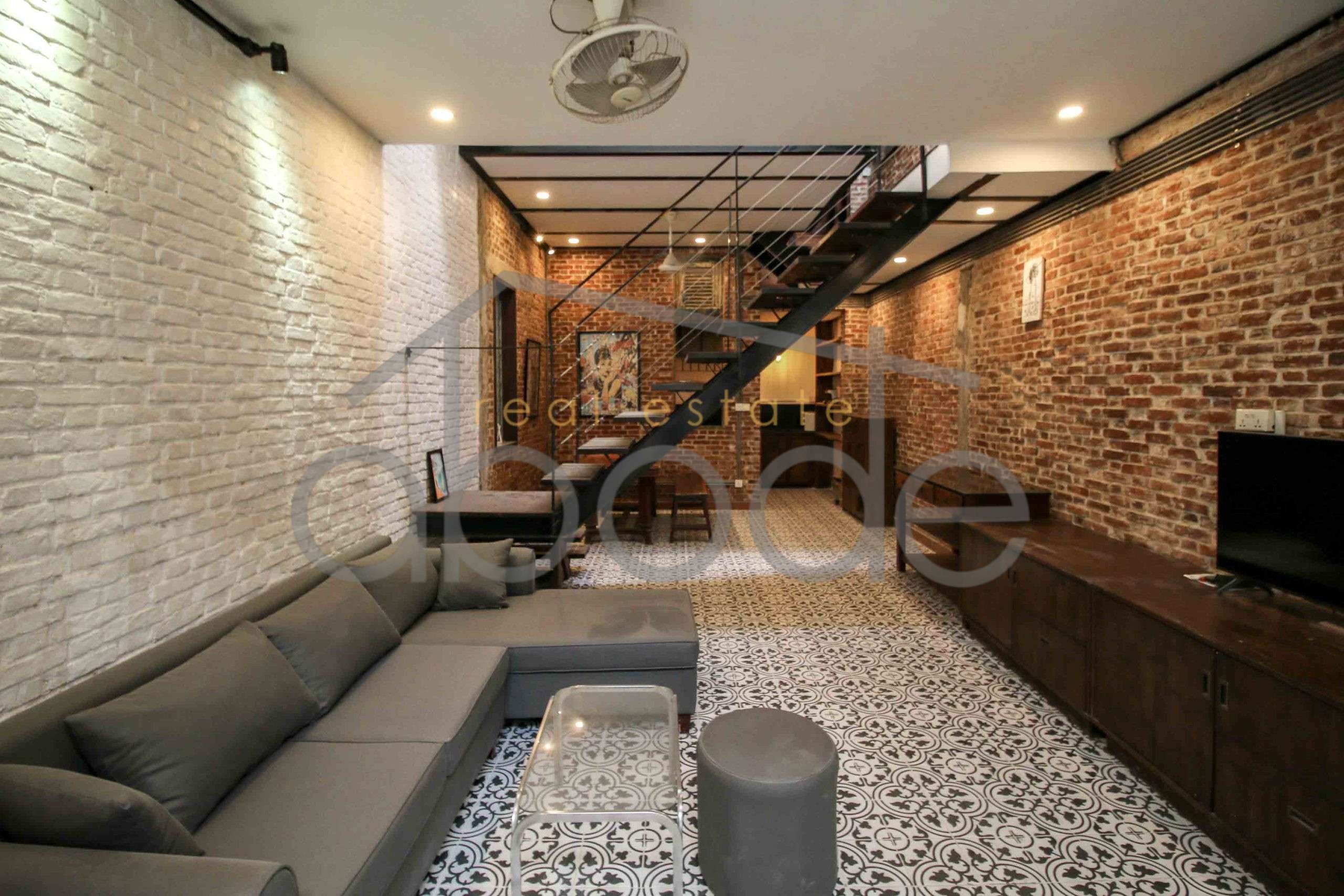Beautiful 2-bedroom colonial shophouse apartment for rent | Daun Penh