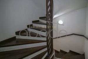 6 bedroom French villa for rent Tonle Bassac